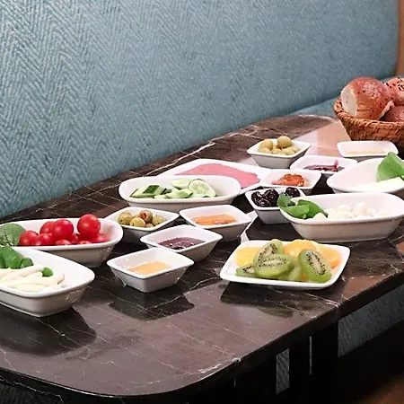 Hotel Roomers Nisantasi 3*